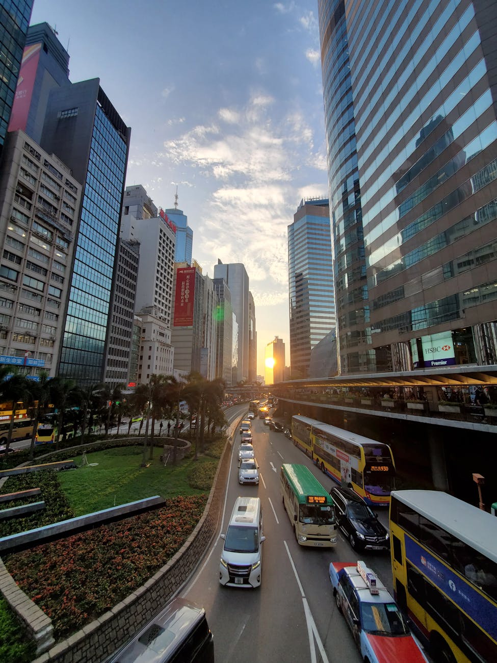 city view under blue sky